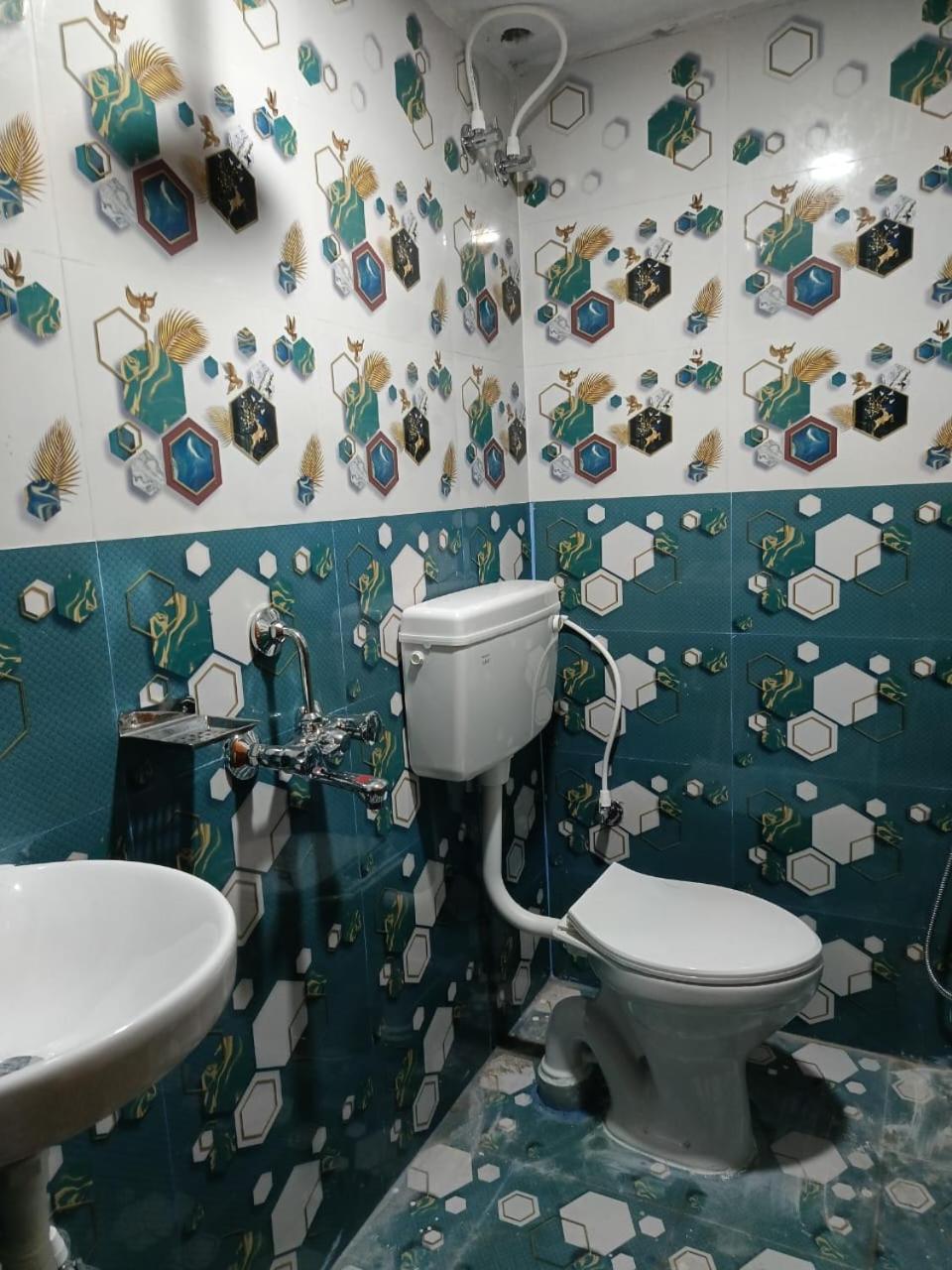 Jharana Guest House بوري المظهر الخارجي الصورة